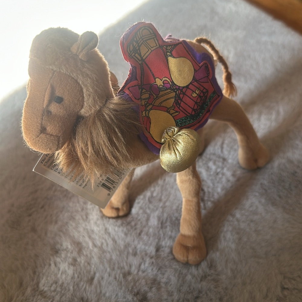 Vintage 1999 stuffed camel, from the book the book The Last Straw